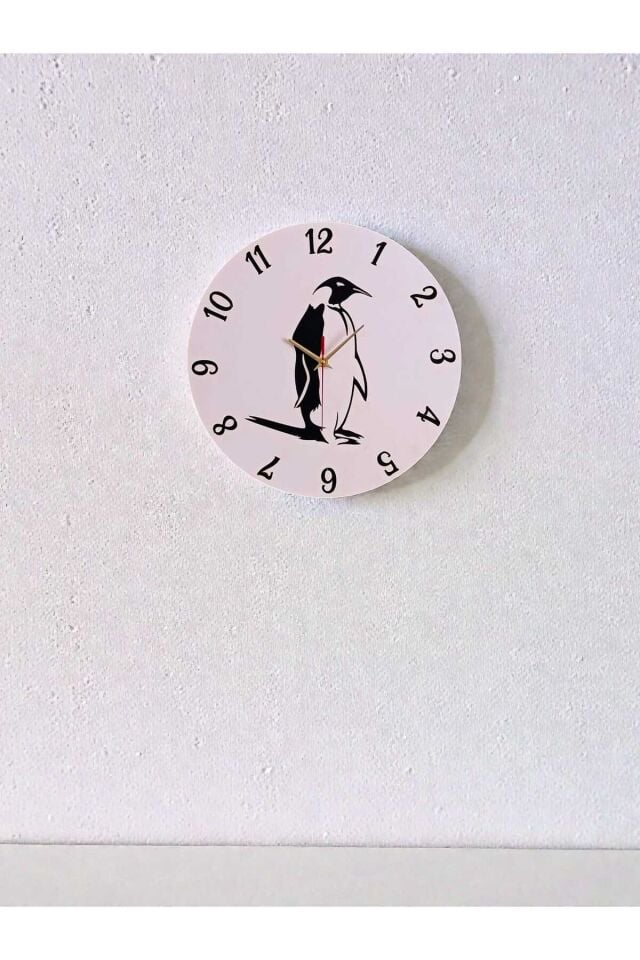Penguen Figürlü Minimal Duvar Saati – Modern Dekoratif Tasarım, Sessiz Mekanizma